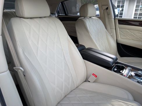 Used 2016 Bentley Flying Spur W12 AWD/4WD image 34