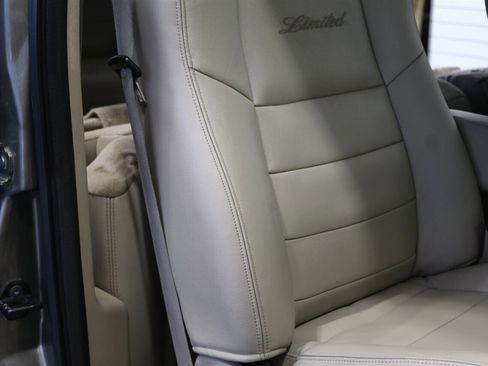 Used 2005 Ford Excursion Limited image 75