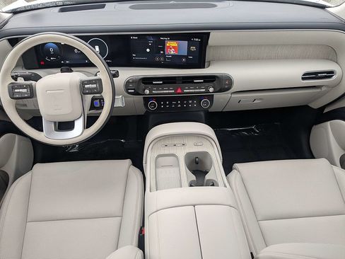 Used 2026 Hyundai Palisade Calligraphy FWD image 16