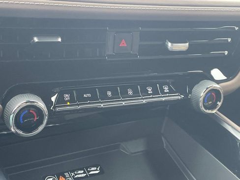 New 2026 Chevrolet Tahoe High Country AWD/4WD image 27