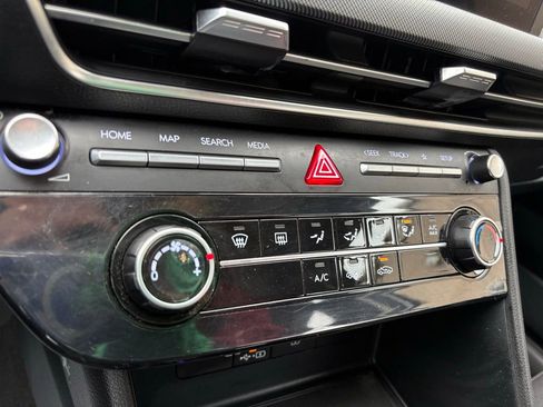 Used 2025 Hyundai Sonata SE image 29