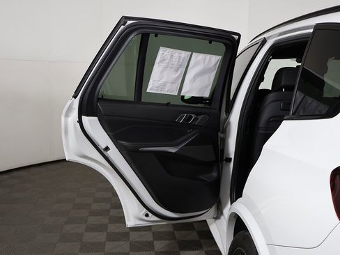 Used 2023 BMW X5 M50i w/ Executive Package image 26