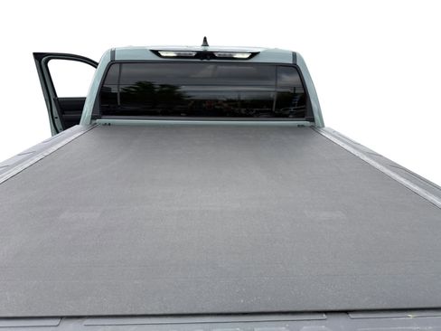 Used 2024 Toyota Tundra Limited AWD/4WD image 23