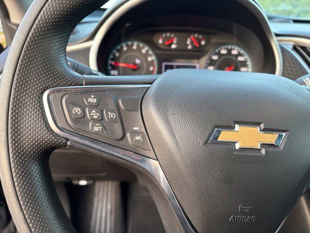 Used 2024 Chevrolet Malibu LT FWD image 30