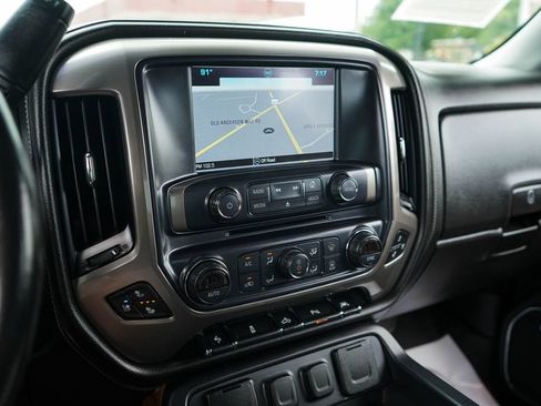 Used 2018 Chevrolet Silverado 1500 High Country AWD/4WD image 7