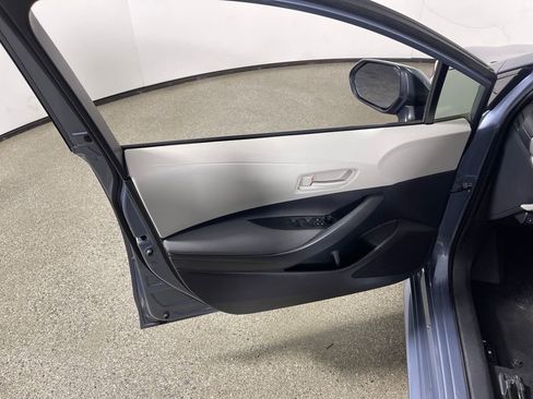 Used 2024 Toyota Corolla LE image 19