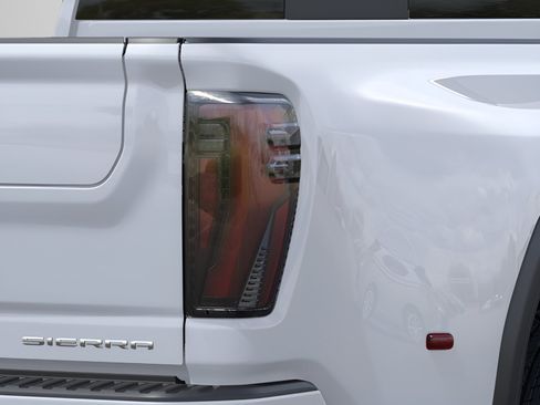New 2026 GMC Sierra 3500 Denali w/ Technology Package AWD/4WD image 20