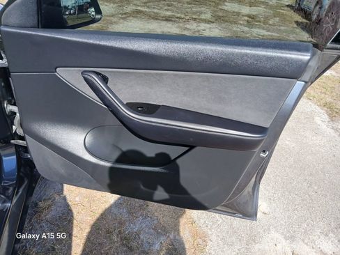 Used 2020 Tesla Model Y Long Range AWD/4WD image 16