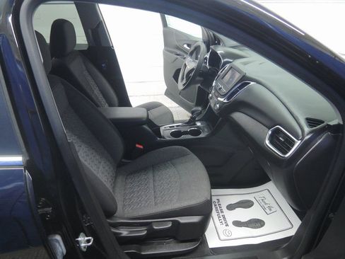 Used 2024 Chevrolet Equinox LT FWD image 33