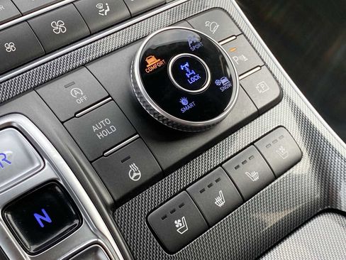 Used 2023 Hyundai Santa Fe Limited image 27