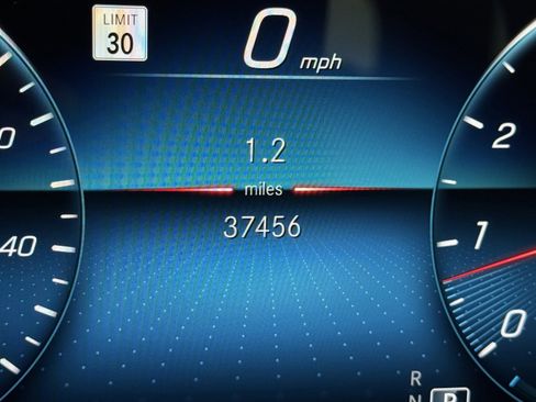 Certified 2022 Mercedes-Benz GLS 450 4MATIC image 3