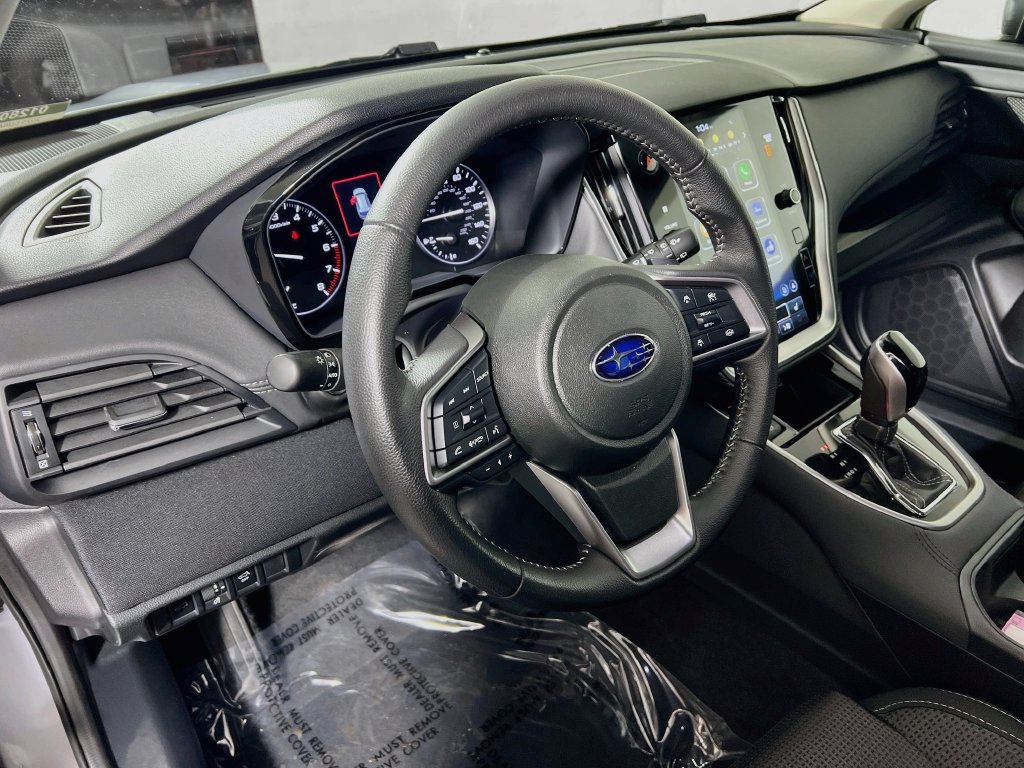 Certified 2025 Subaru Outback Premium AWD/4WD image 9