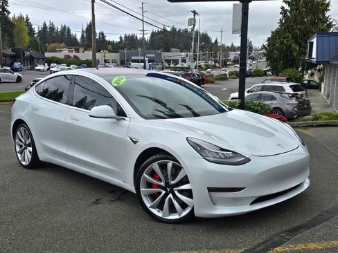 Used 2018 Tesla Model 3 Performance AWD/4WD image 2