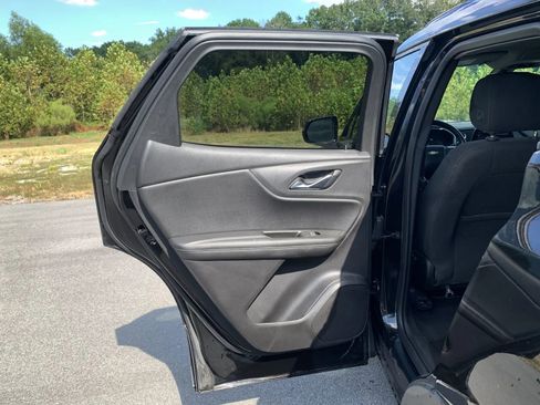 Used 2021 Chevrolet Blazer LT image 17