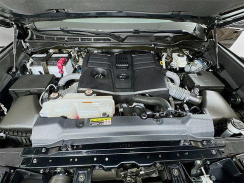 Used 2022 Toyota Tundra SR5 w/ TRD Sport Package image 20