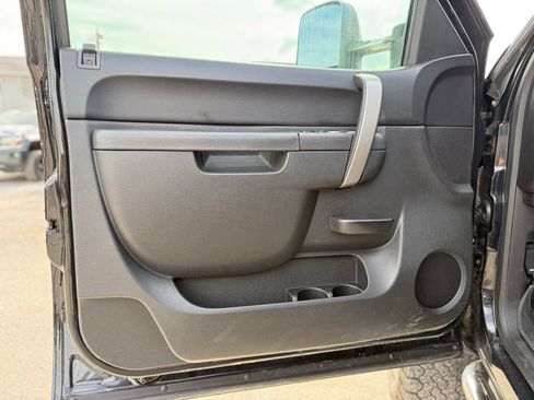 Used 2013 GMC Sierra 2500 SLE w/ SLE Preferred Package image 12