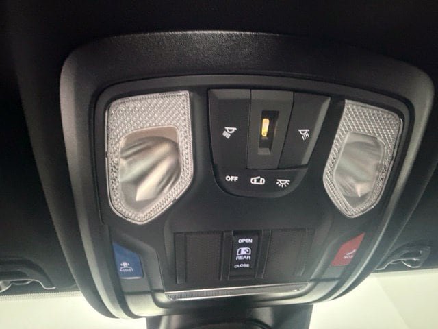 New 2027 RAM 3500 Big Horn AWD/4WD image 21