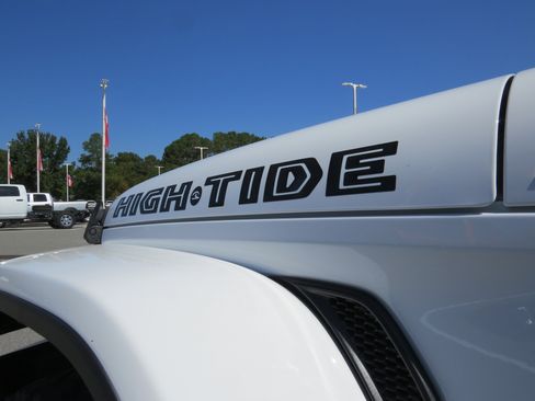 New 2025 Jeep Gladiator Sport image 14