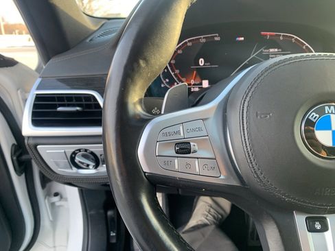Used 2020 BMW 740i w/ M Sport Package image 21