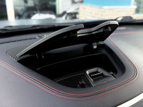 Used 2016 Jeep Cherokee Trailhawk image 37