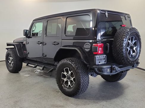 Used 2021 Jeep Wrangler Unlimited Rubicon AWD/4WD image 5