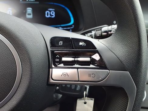 New 2026 Hyundai Elantra SE FWD image 14