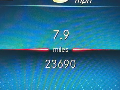 Certified 2023 Mercedes-Benz GLB 250 image 31