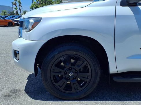 Used 2022 Toyota Sequoia TRD Sport AWD/4WD image 13