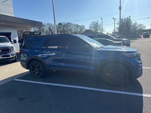 Used 2022 Ford Explorer ST w/ Equipment Group 401A image 11