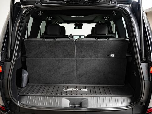 Used 2026 Lexus GX 550 w/ Accessory Package (2T) AWD/4WD image 19