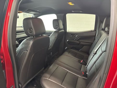Used 2024 Chevrolet Colorado Trail Boss w/ Advanced Trailering Package AWD/4WD image 13