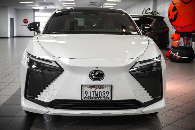 Used 2023 Lexus RZ 450e Premium w/ Technology Package AWD/4WD image 4