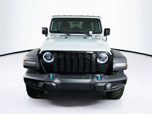 Used 2023 Jeep Wrangler Unlimited w/ Cold Weather Group image 2