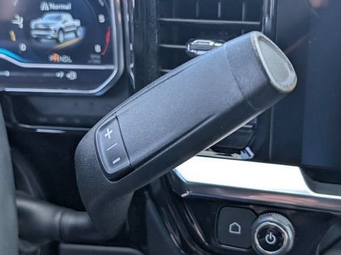 Used 2023 Chevrolet Silverado 1500 LT RWD image 19