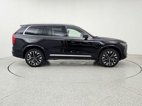 New 2026 Volvo XC90 B6 Plus w/ Protection Package image 4