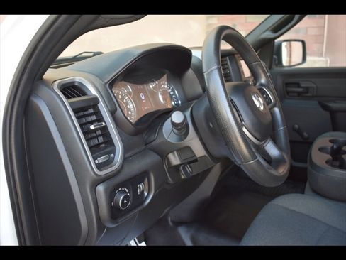 Used 2022 RAM 2500 Tradesman RWD image 15