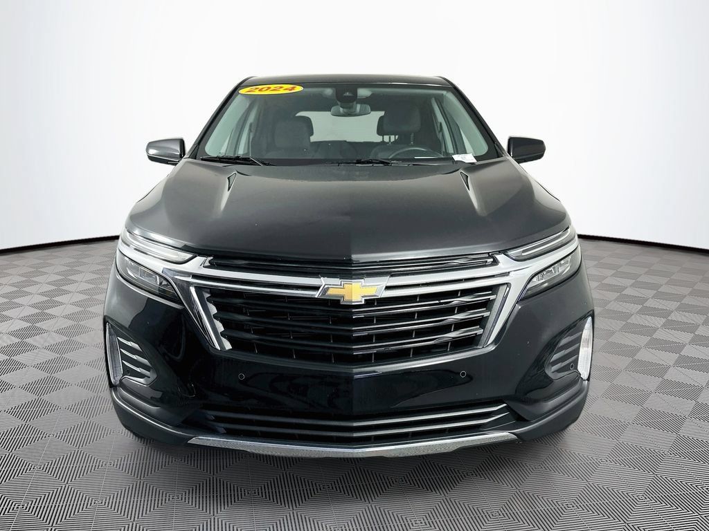 Used 2024 Chevrolet Equinox LT w/ LPO, Floor Liner Package FWD image 4