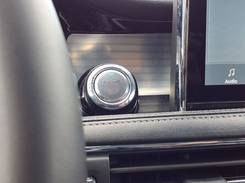 Used 2022 Lincoln Corsair FWD image 14