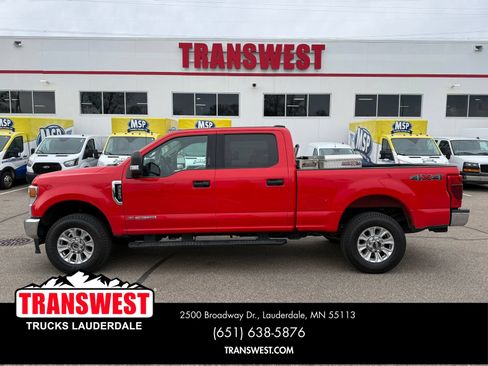 Used 2022 Ford F350 XLT w/ XLT Value Package AWD/4WD image 2