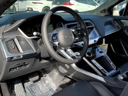 New 2024 Jaguar I-PACE R-Dynamic HSE image 8
