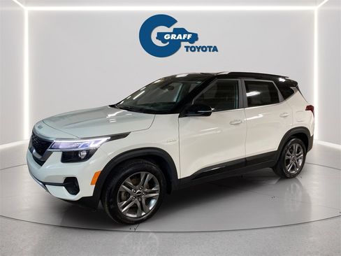 Used 2023 Kia Seltos S w/ Navigation Package image 12