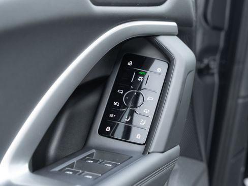 Certified 2025 Audi Q5 Premium w/ Convenience Package image 20