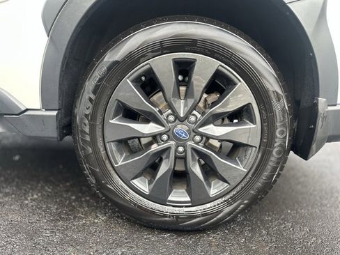 Used 2023 Subaru Outback Onyx Edition image 28