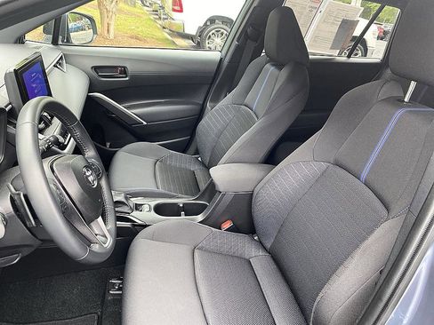 Used 2025 Toyota Corolla Cross AWD Hybrid image 11