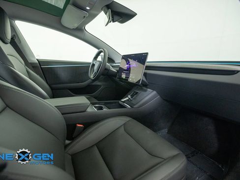 Used 2025 Tesla Model 3 Long Range AWD/4WD image 37