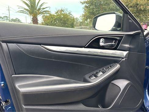 Used 2023 Nissan Maxima SV w/ Floor Mat Group image 18