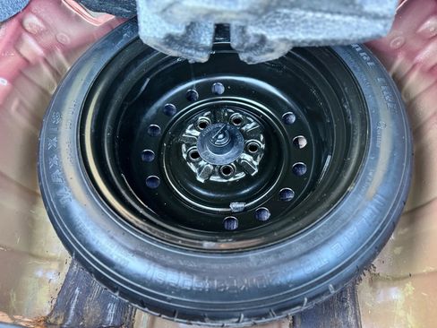 Used 2014 Honda Accord EX image 37