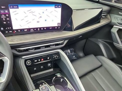 Used 2025 Audi Q5 Premium Plus w/ Premium Plus image 42