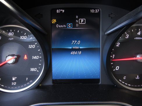 Used 2022 Mercedes-Benz GLC 300 w/ Premium Package Lite image 26