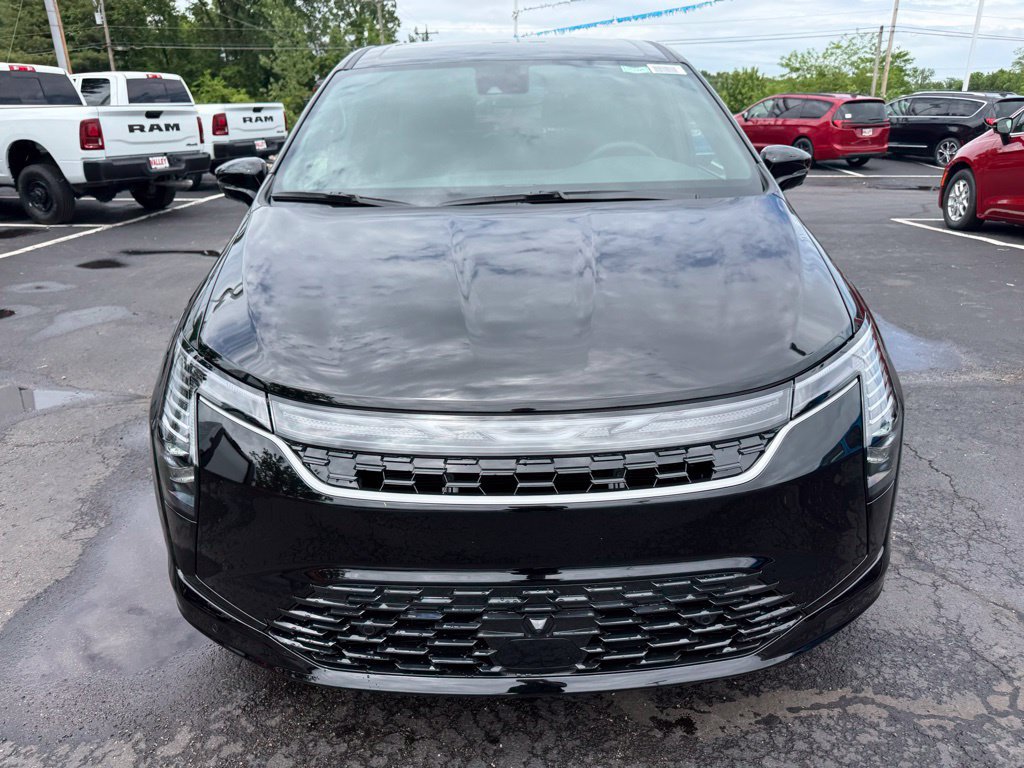 New 2027 Chrysler Pacifica Select w/ Family Tech Group FWD image 9